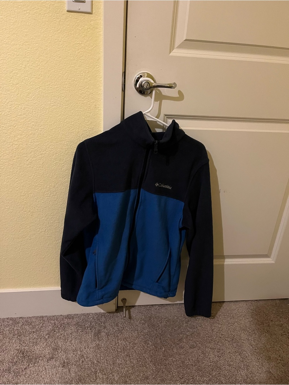 Columbia Two-Tone Navy and Blue Full-Zip Fleece Jacket